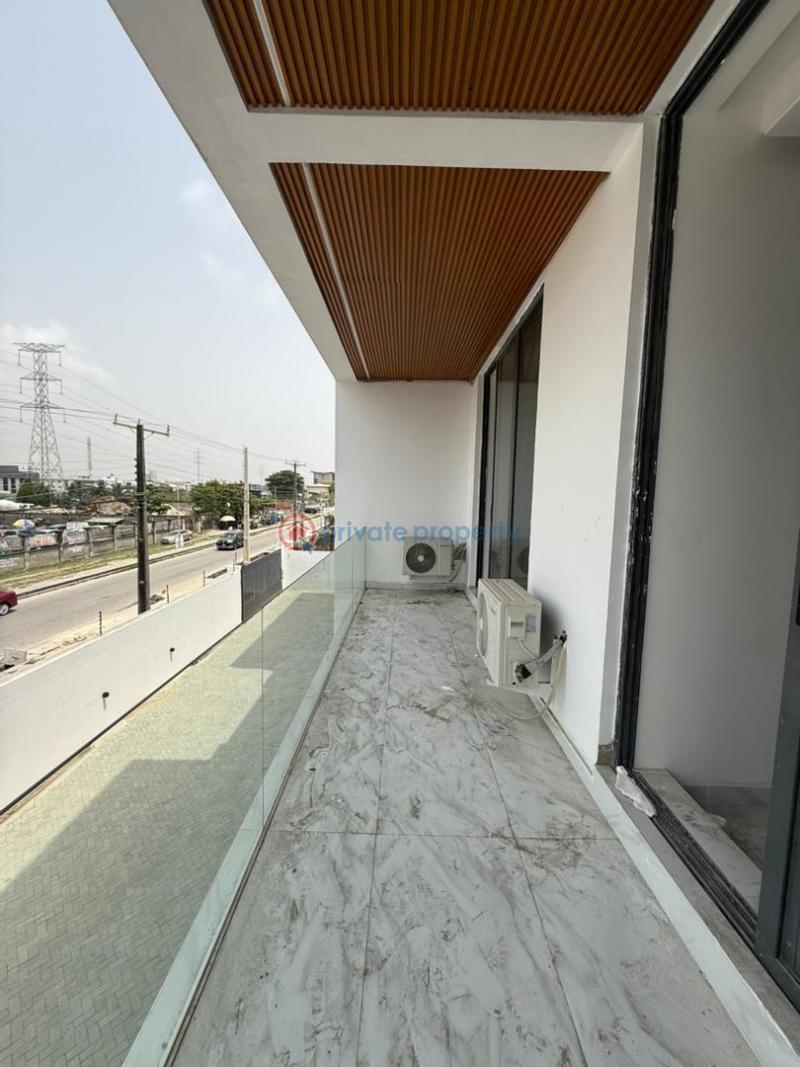 1 bedroom Block Of Flats For Sale Cofo Tittle Lekki Phase 1 Lagos - 4
