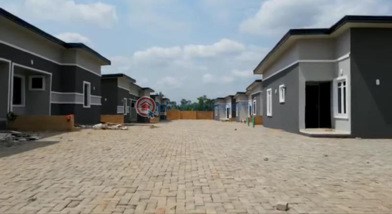 3 bedroom Detached Bungalow For Sale Queen's Hones Inside Queen's Park Estate Mowe Ofada Ogun State Ofada Ogun area  - 4