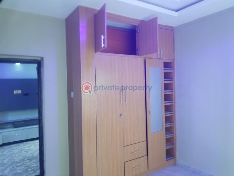 2 bedroom Block Of Flats For Rent Worker's Estate Laderin. Oke Mosan Abeokuta Ogun - 7