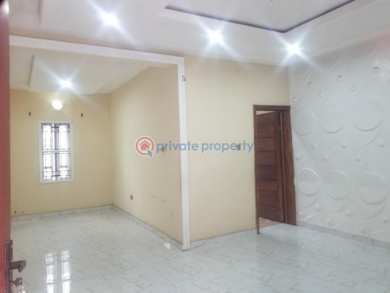 2 bedroom Block Of Flats For Rent Laderin Estate. Oke Mosan Abeokuta Ogun - 6