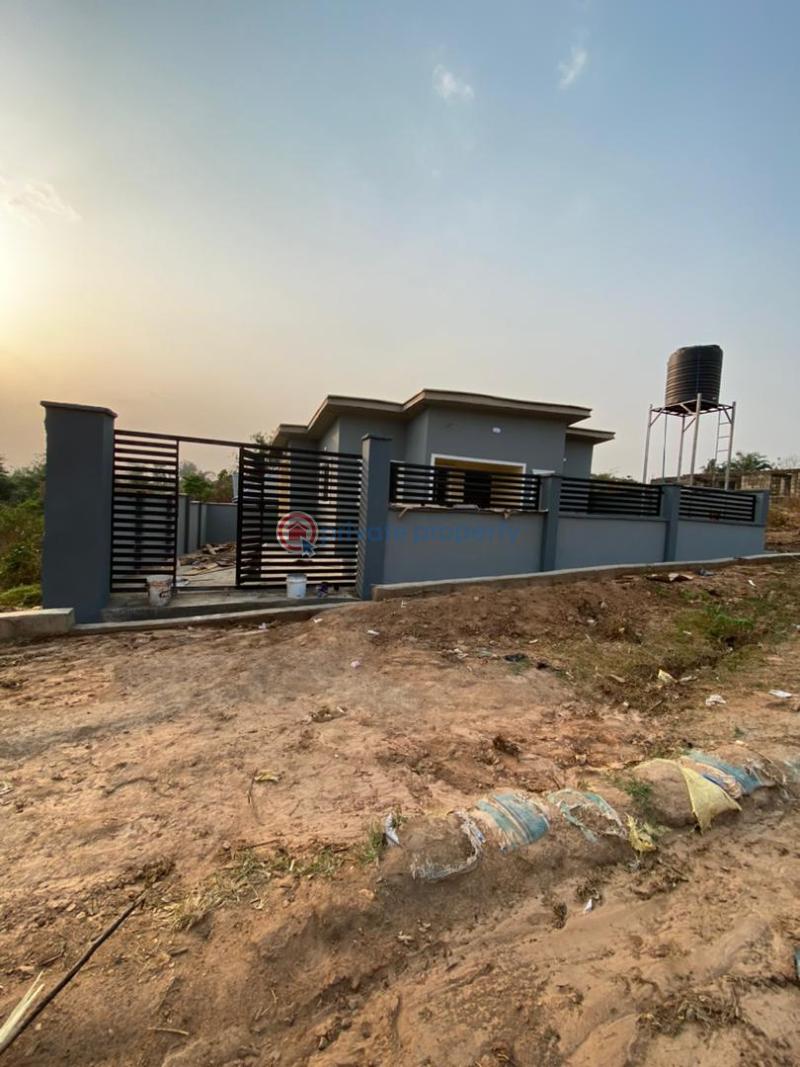 2 bedroom Bungalow For Sale Elenusoso Ibadan Oyo - 1