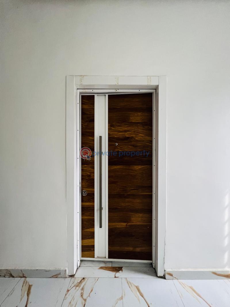 Tastefully finished 2 bedroom apartment - 5 2 bedroom Block Of Flats For Sale Off Freezing Way Lekki Phase 1 Lagos - 5