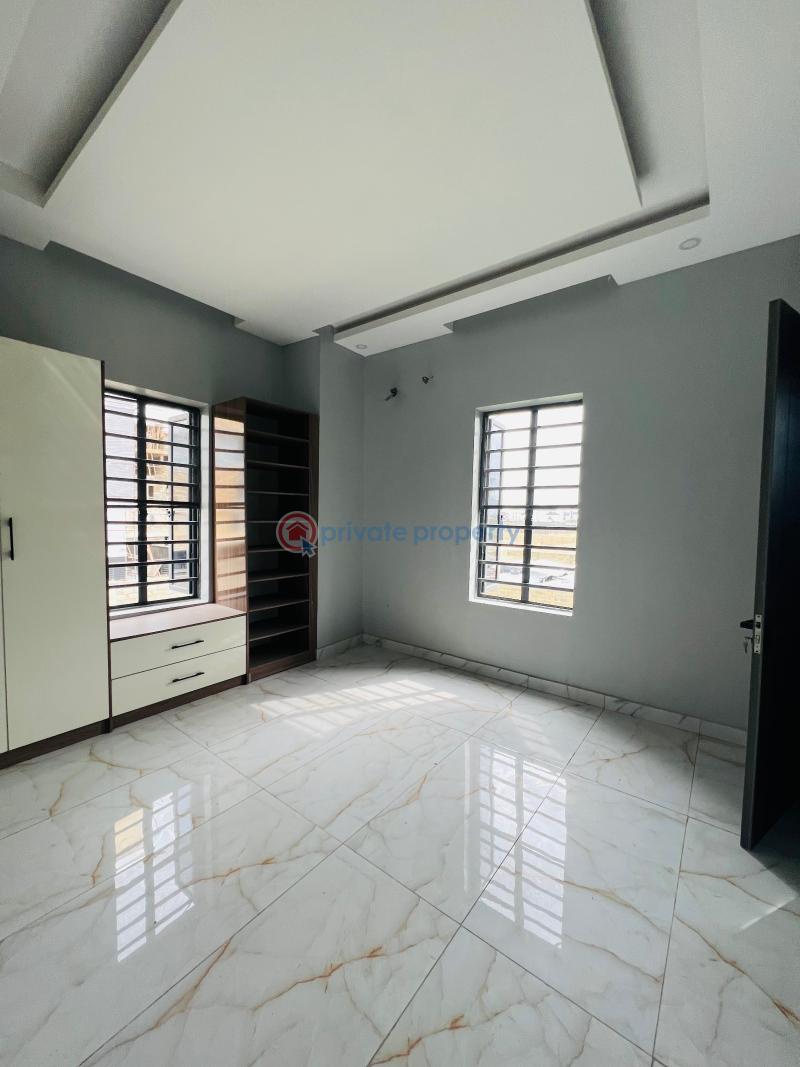 Tastefully finished 2 bedroom apartment - 16 2 bedroom Block Of Flats For Sale Off Freezing Way Lekki Phase 1 Lagos - 16