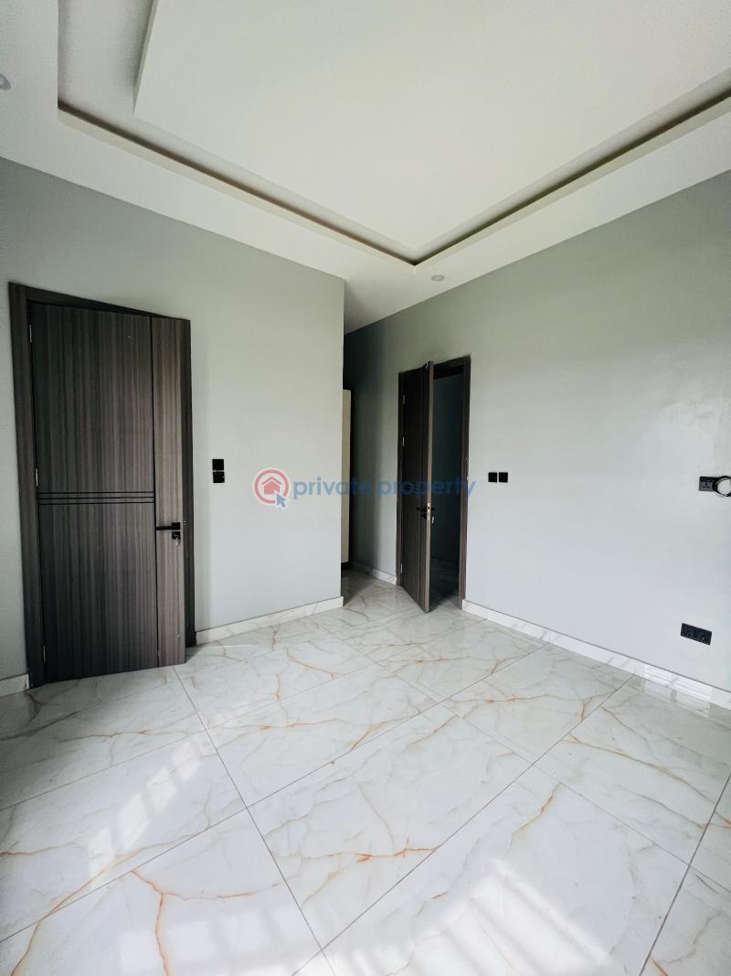 Tastefully finished 2 bedroom apartment - 17 2 bedroom Block Of Flats For Sale Off Freezing Way Lekki Phase 1 Lagos - 17