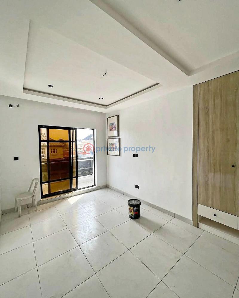 2 bedroom Block Of Flats For Sale Lekki Phase 1 Lagos - 4