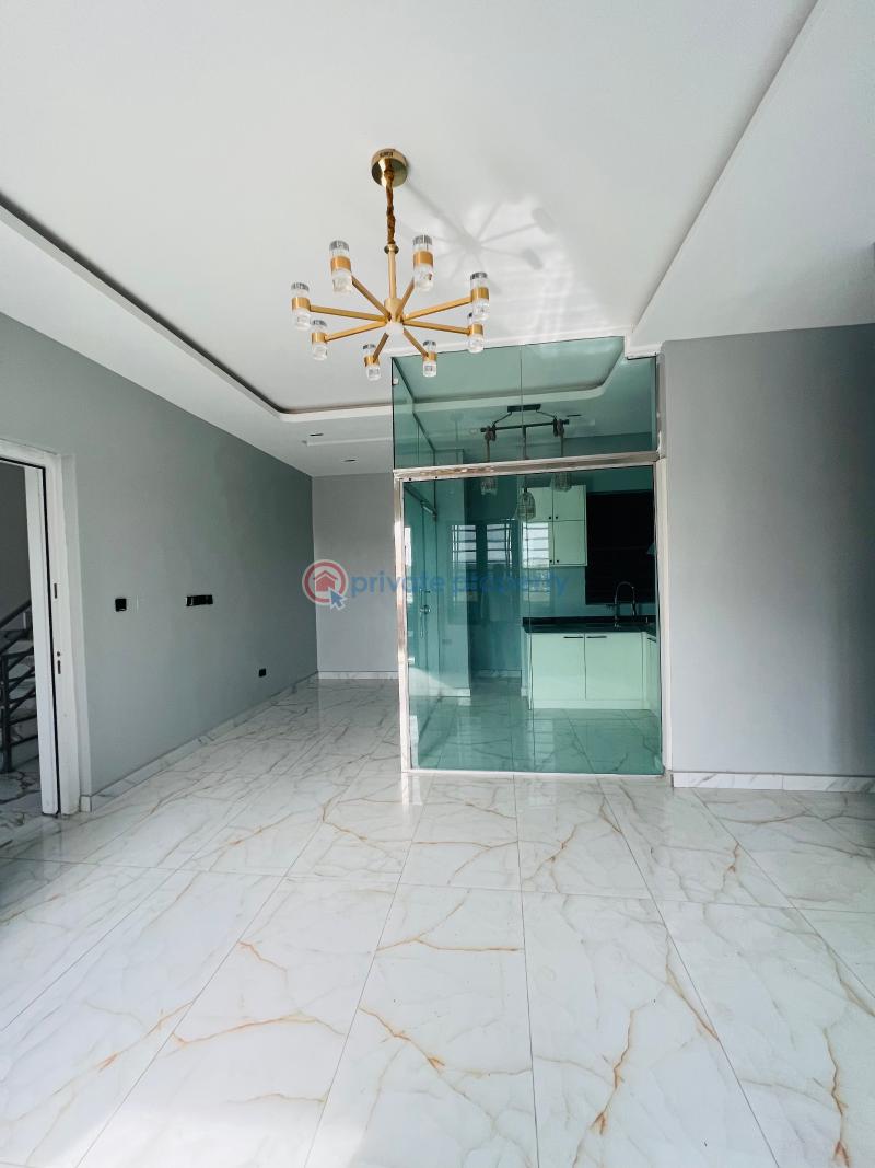 Tastefully finished 2 bedroom apartment - 9 2 bedroom Block Of Flats For Sale Off Freezing Way Lekki Phase 1 Lagos - 9