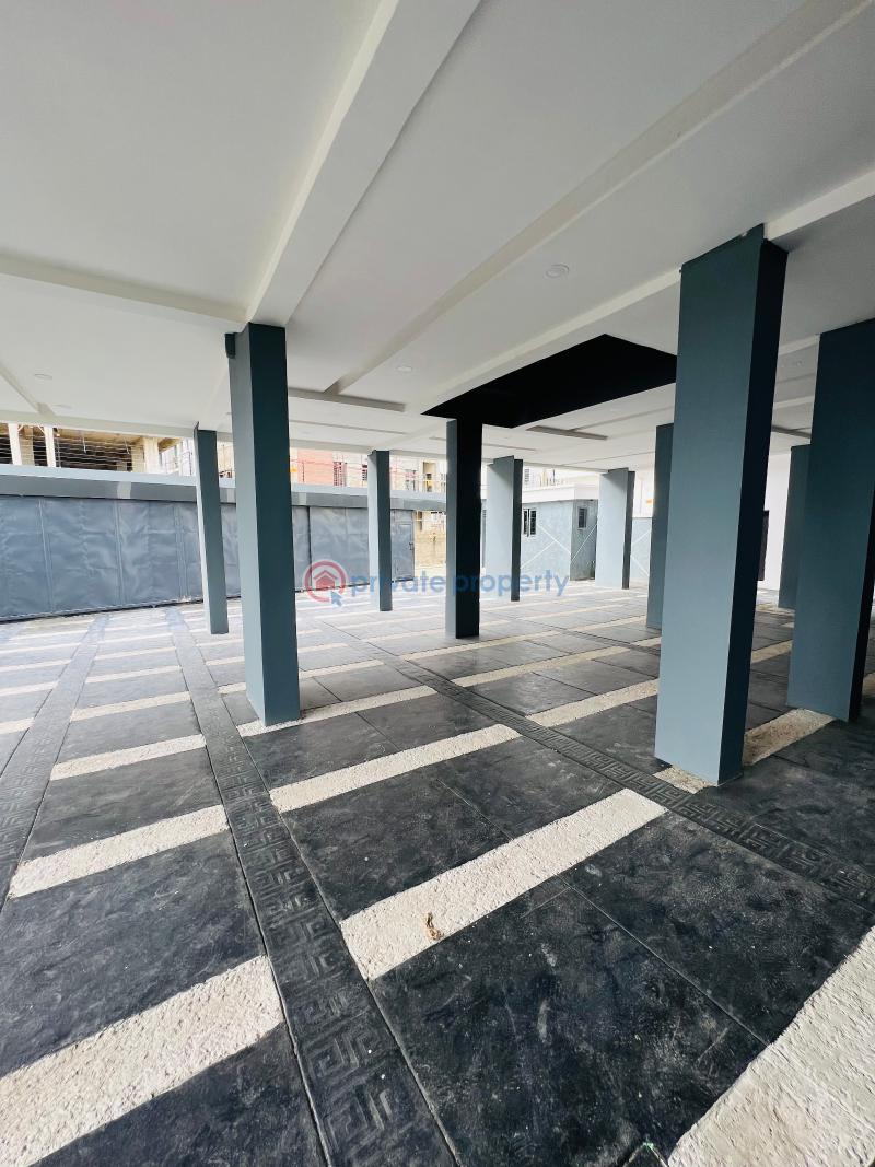 Tastefully finished 2 bedroom apartment - 4 2 bedroom Block Of Flats For Sale Off Freezing Way Lekki Phase 1 Lagos - 4