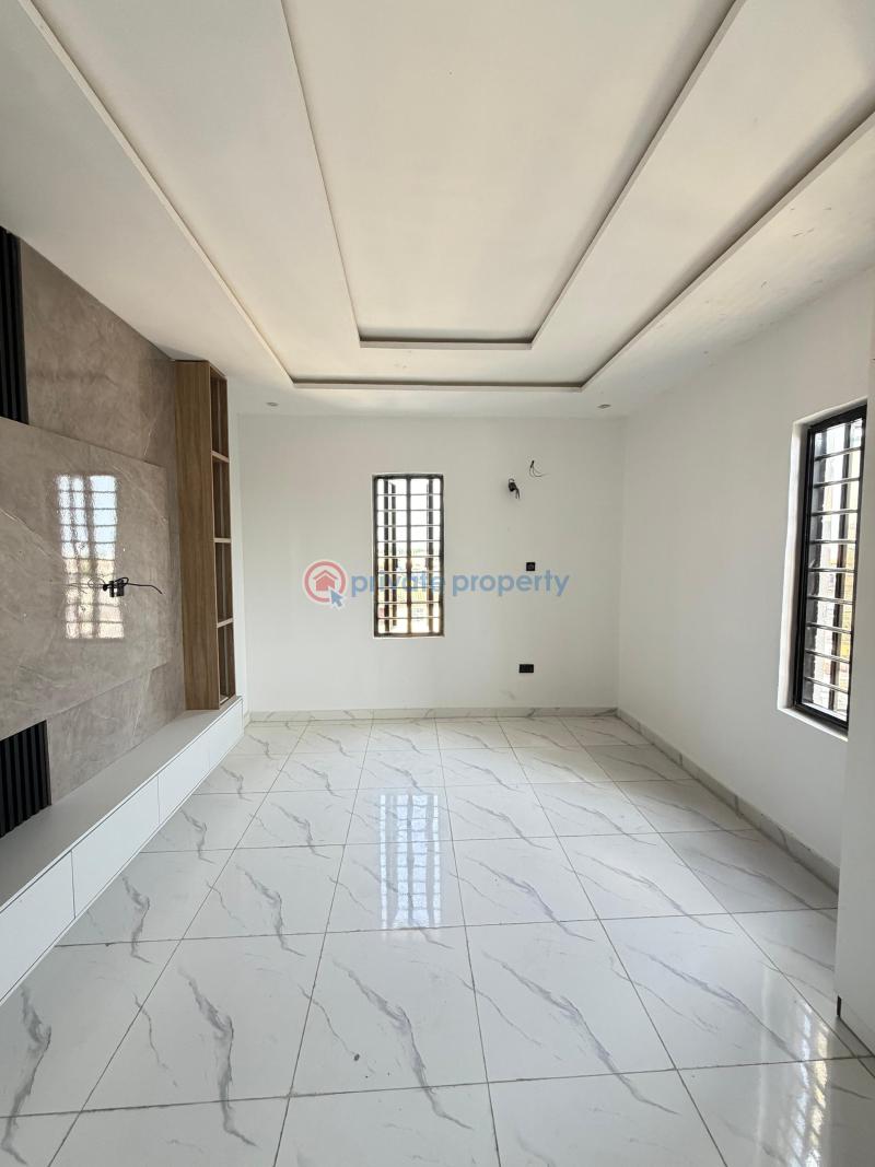 2 bedroom Flat & Apartment For Sale Ologolo Lekki Lagos - 2