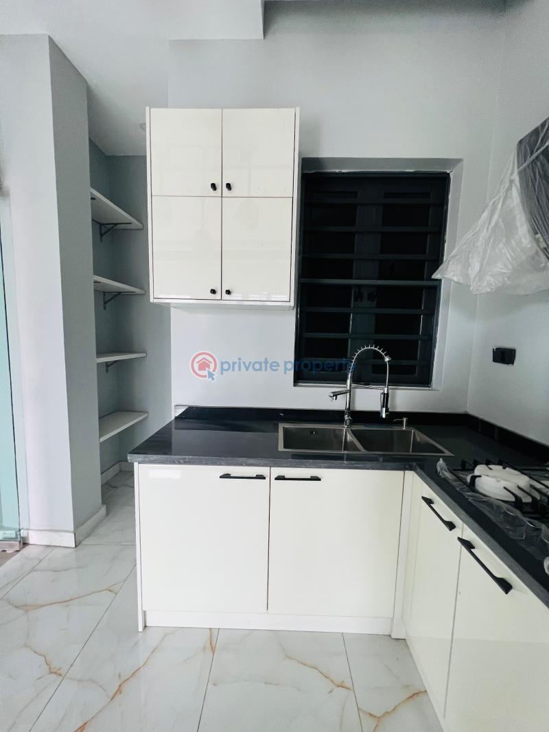 Tastefully finished 2 bedroom apartment - 12 2 bedroom Block Of Flats For Sale Off Freezing Way Lekki Phase 1 Lagos - 12