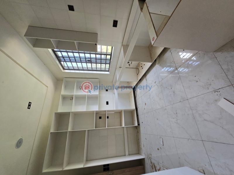 Tastefully finished 2 bedroom apartment with swimming pool + gym - 6 2 bedroom Flat & Apartment For Sale Seagate Estate Ikate Elegushi Lekki Lagos - 6