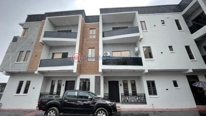 2 bedroom Block Of Flats For Sale Phase 2 Lekki Lagos - 0