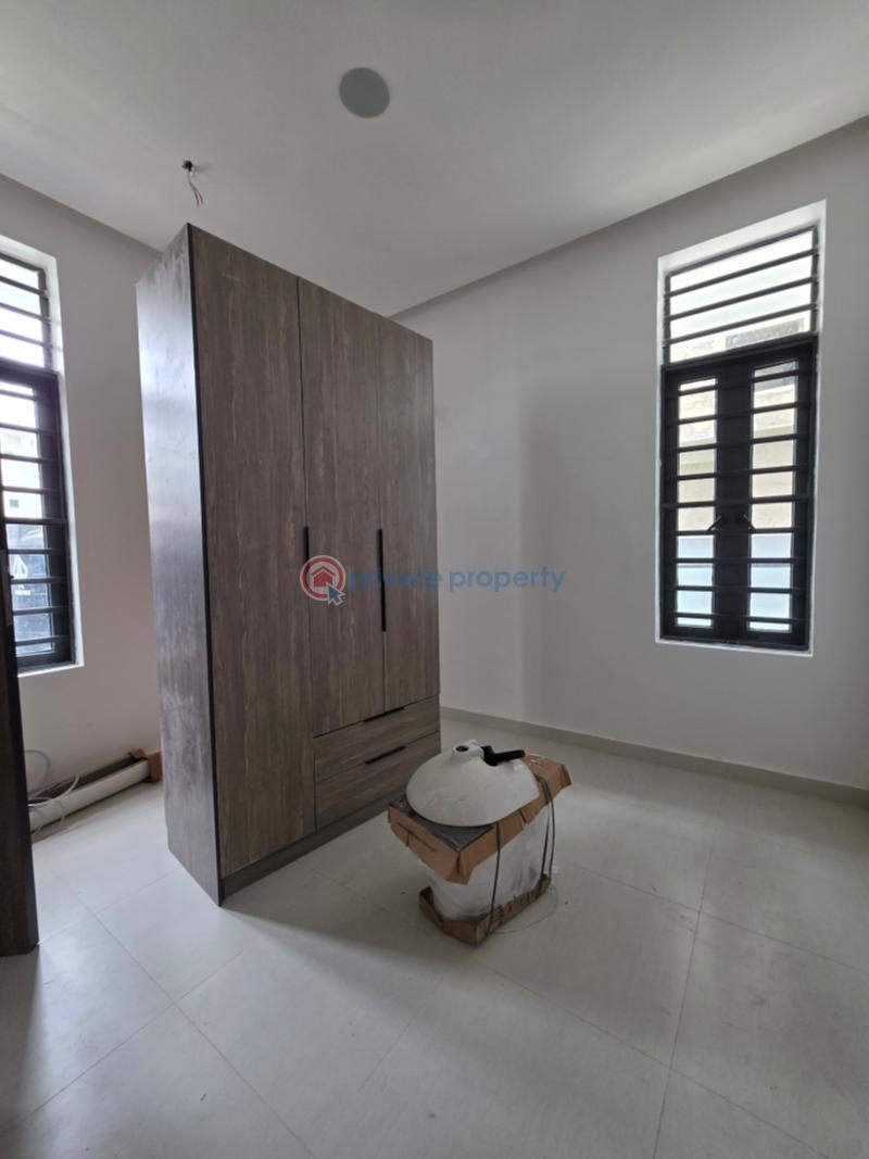 2 bedroom Flat & Apartment For Sale Beach Resort Estate Osapa London Lekki Lagos - 5