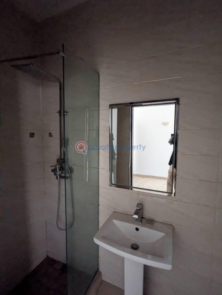 2 bedroom Block Of Flats For Rent Jahi Gilmore Area Jahi Abuja Phase 2  - 4