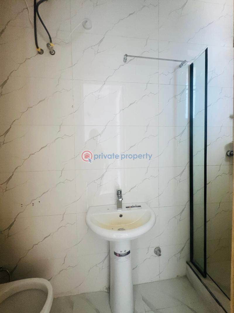 2 bedroom Block Of Flats For Sale Oral Estate Along Lekki Expressway Lagos - 9