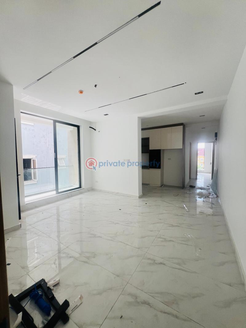 2 bedroom Block Of Flats For Sale Oral Estate Along Lekki Expressway Lagos - 2