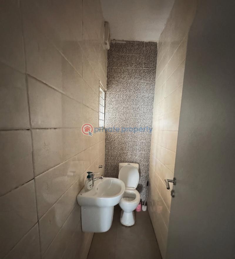 2 bedroom Block Of Flats For Rent Jahi Gilmore Jahi Abuja Phase 2  - 2