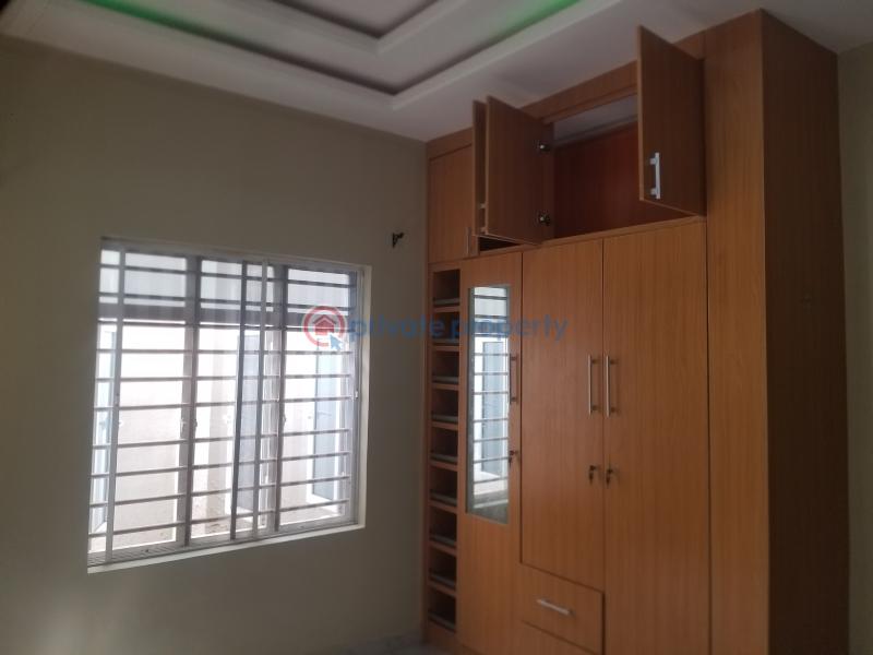 2 bedroom Block Of Flats For Rent Worker's Estate Laderin. Oke Mosan Abeokuta Ogun - 5
