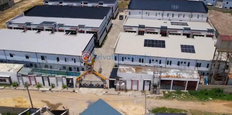 2 bedroom Block Of Flats For Sale Panteon Bridge Estate Apartments Lafiaji Lekki Lagos - 0