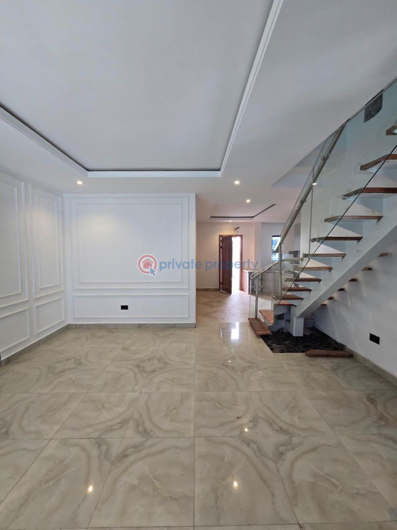 2 bedroom Block Of Flats For Sale Lekki Phase 1 Lagos - 3