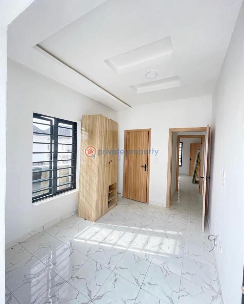 2 bedroom Block Of Flats For Sale Vgc Victoria Garden City Lekki Lagos - 4