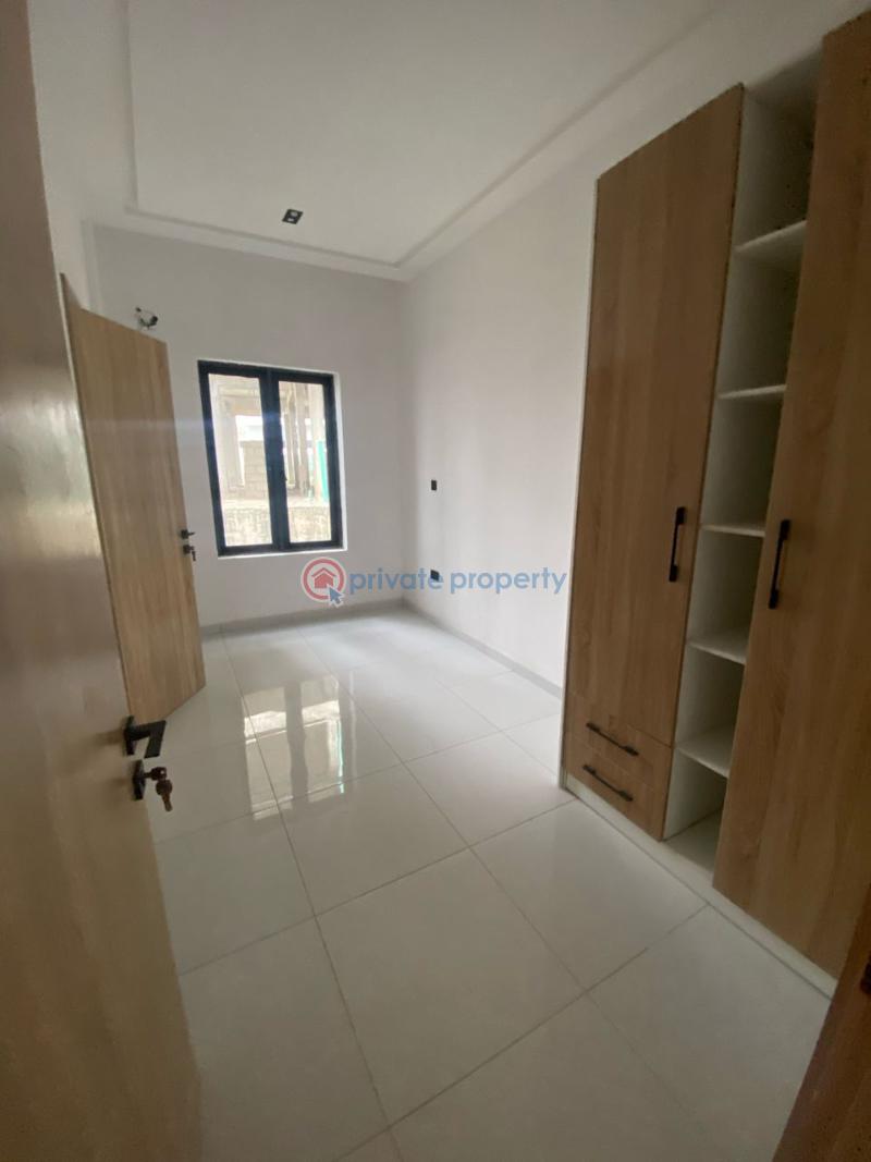 2 bedroom Block Of Flats For Sale Lekki Phase 1 Lagos - 3