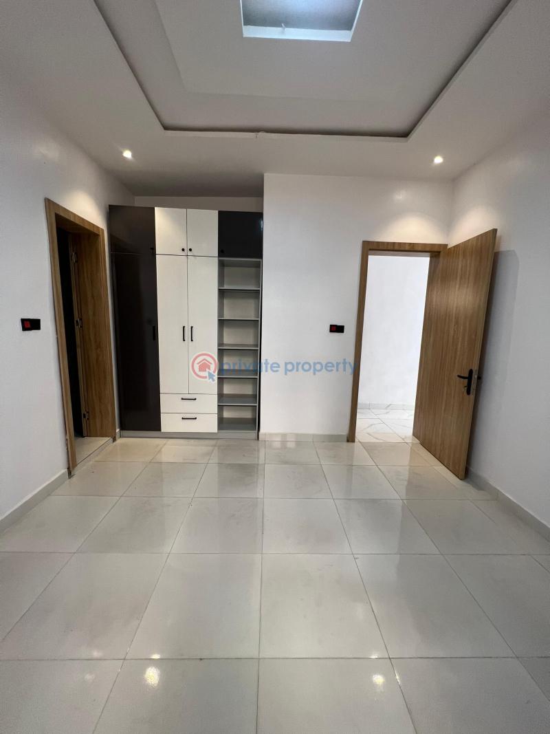 Tastefully finished 2bedroom apartment with swimming pool , gym and bq - 9 2 bedroom Block Of Flats For Sale Abraham Adesanya Roundabout, Abraham Adesanya Ajah Lagos - 9