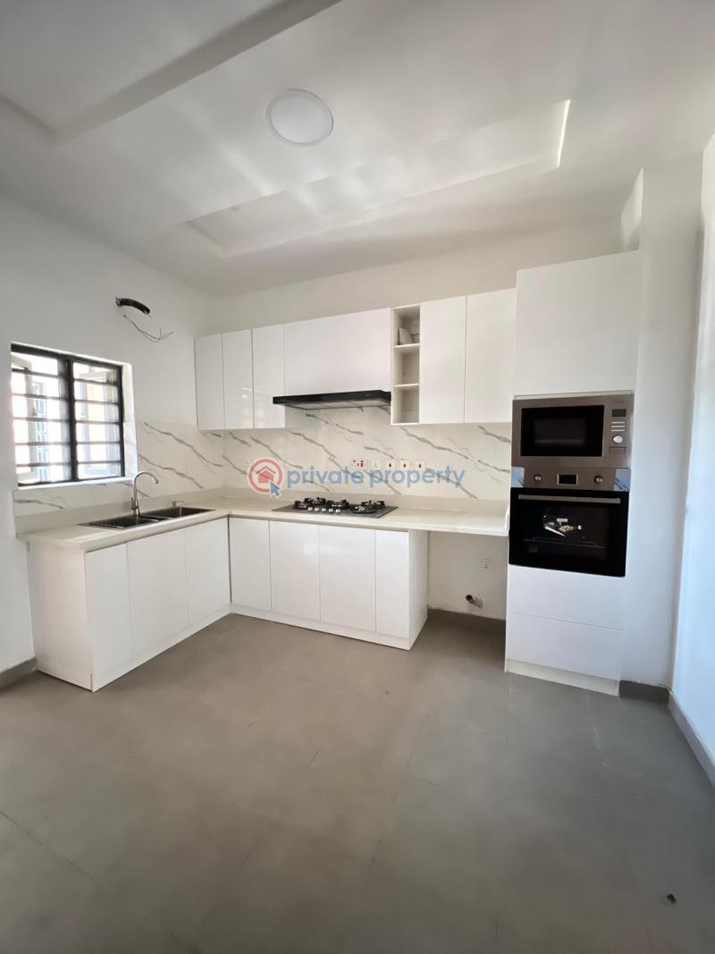 Tastefully finished 2bedroom apartments with bq - 17 2 bedroom Block Of Flats For Sale Paragon Apartments, Off Freedom Way, Lekki Phase 1 Lagos - 17