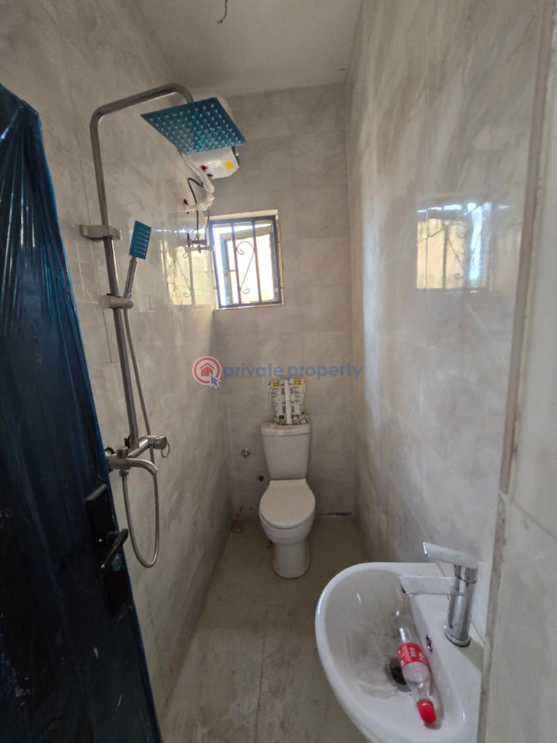 2 bedroom House For Sale Behind Shafa Filling Station, Lugbe Airport Road Lugbe Abuja Phase 4  - 6