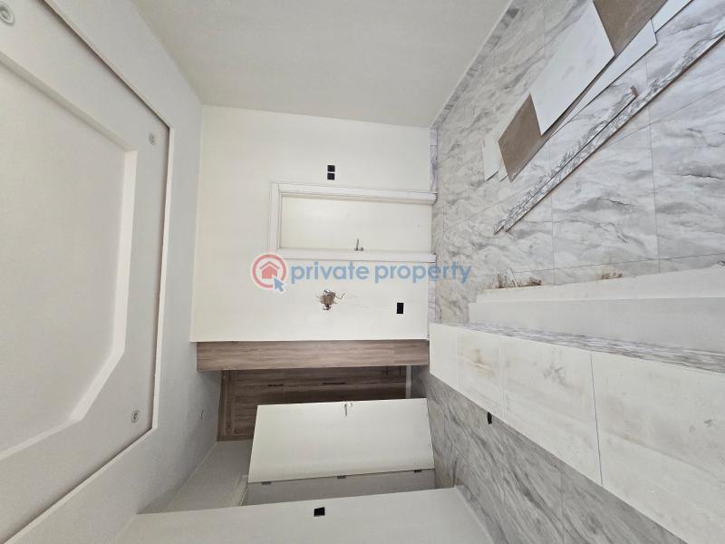 3 bedroom Flat & Apartment For Sale Jahi Abuja Phase 2  - 7