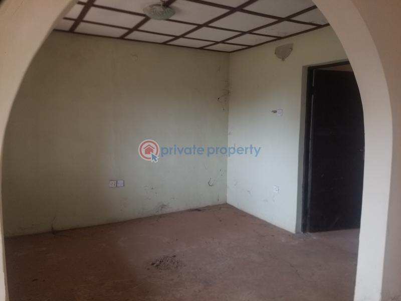 3 bedroom Block Of Flats For Sale Rock View Estate Oke Mosan Abeokuta Ogun - 1