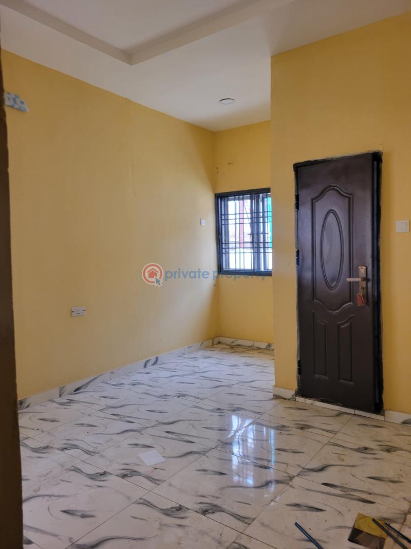 3 bedroom Bungalow For Rent Oke Ilewo . Oke Mosan Abeokuta Ogun - 1