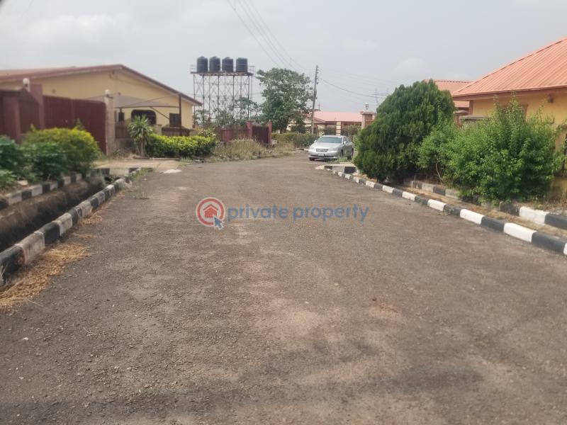 3 bedroom Block Of Flats For Sale Rock View Estate Oke Mosan Abeokuta Ogun - 4
