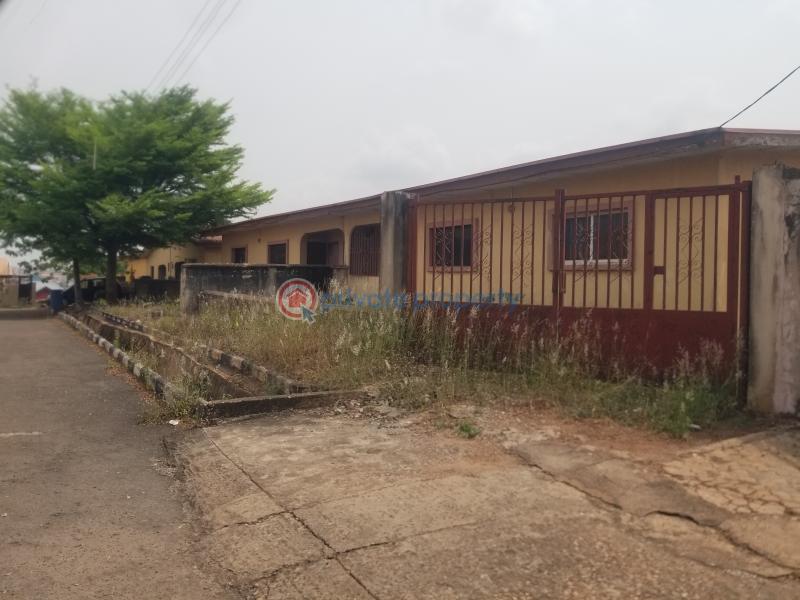 3 bedroom Block Of Flats For Sale Rock View Estate Oke Mosan Abeokuta Ogun - 8