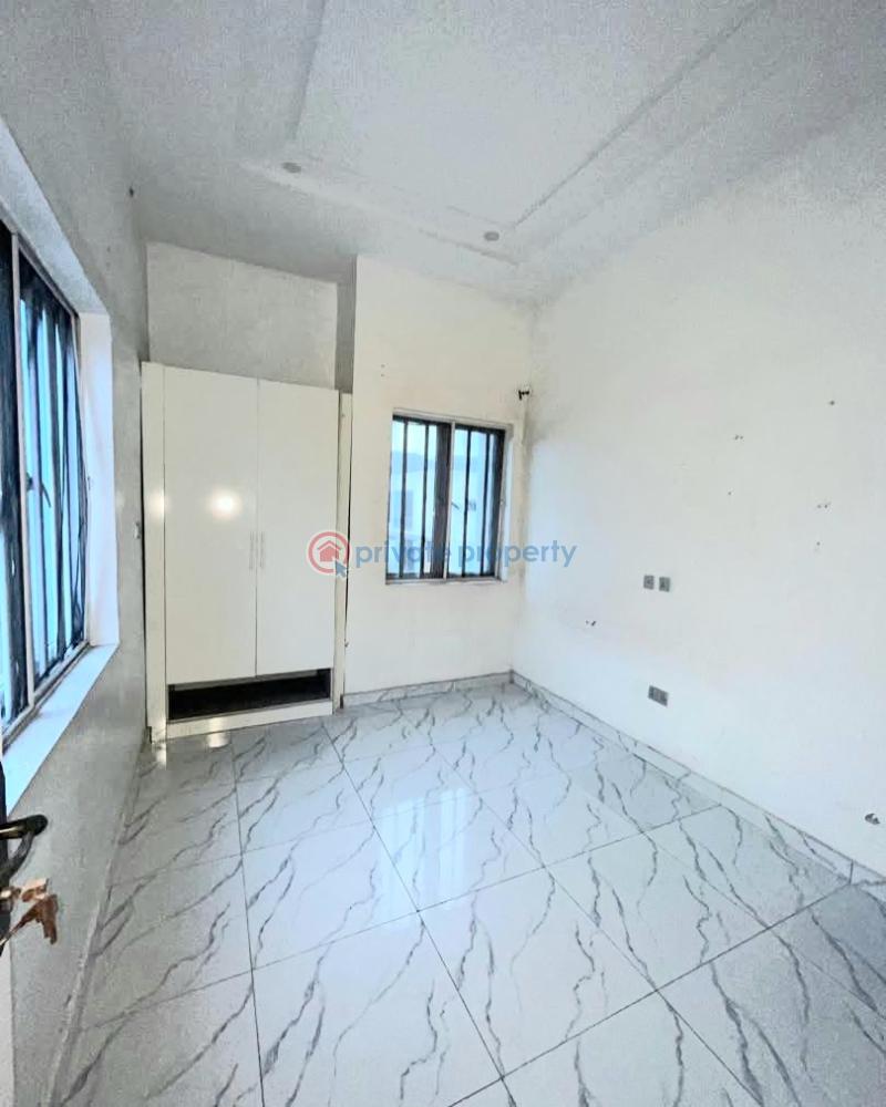 Tastefully finished 3 bedroom apartment - 5 3 bedroom Block Of Flats For Sale Osapa London Lekki Lagos - 5