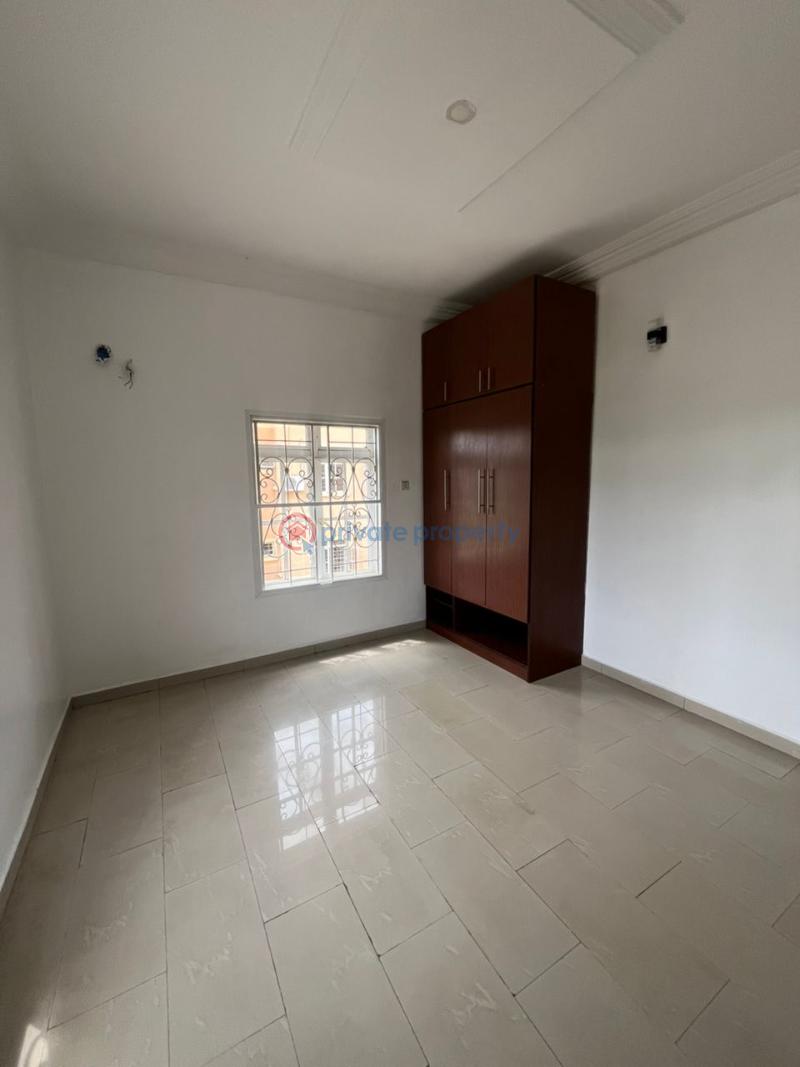 3 bedroom Block Of Flats For Rent Golden Spring Estate Galadimawa Abuja Phase 3  - 10