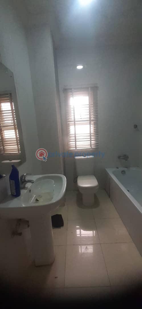 3 bedroom Block Of Flats For Rent Ibile Street, Oniru Oniru Victoria Island Lagos - 4