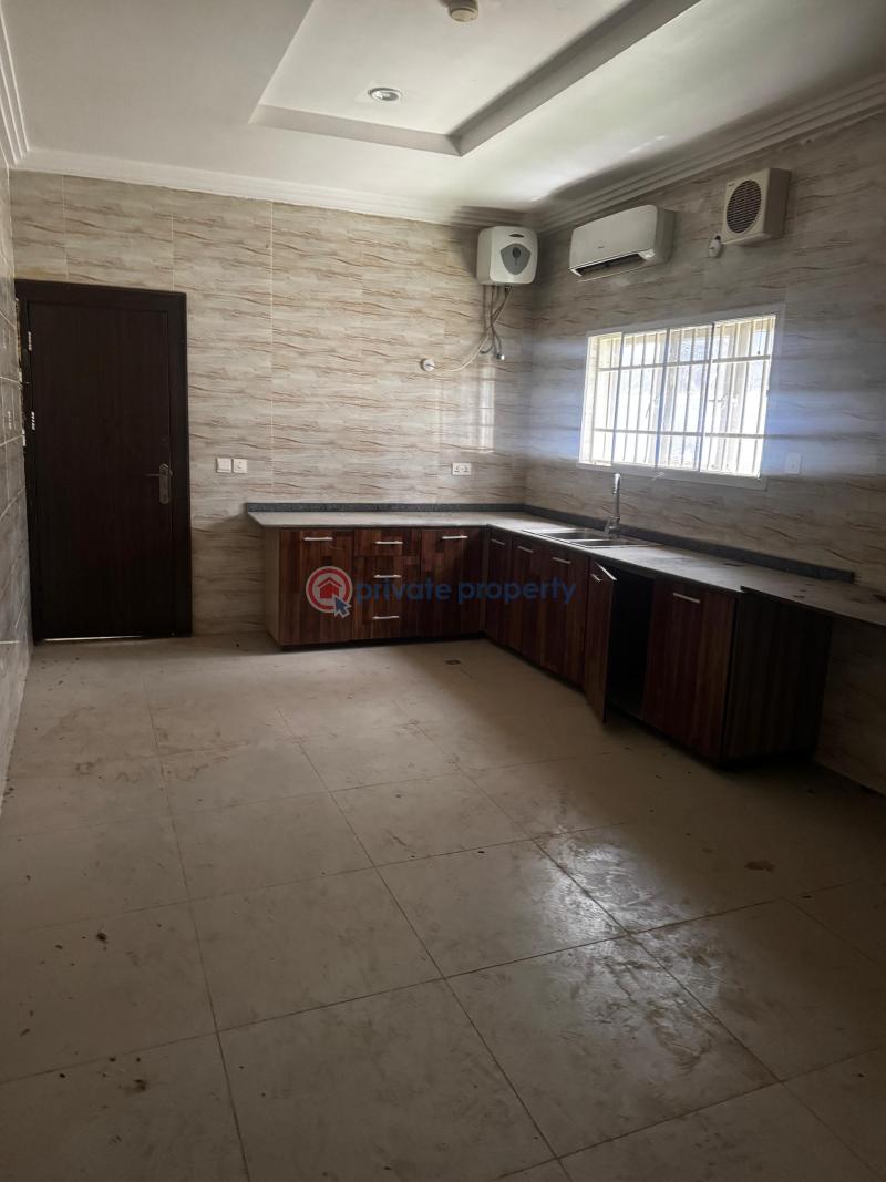 2 bedroom Block Of Flats For Rent Diplomatic Drive Katampe Ext. Abuja Phase 2  - 2