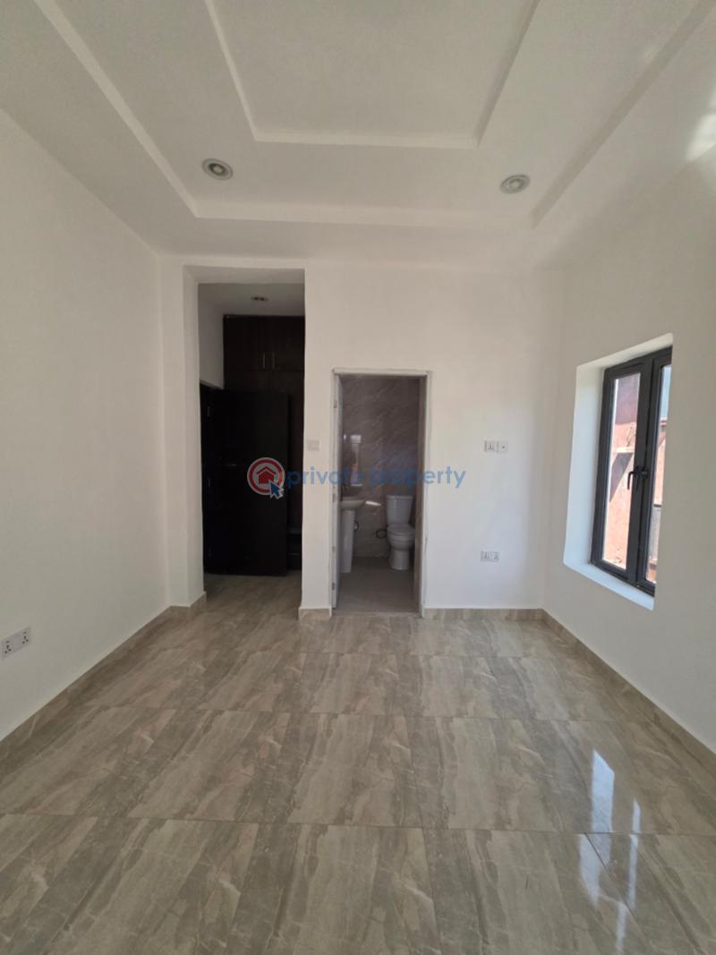 3 bedroom Flat & Apartment For Sale Wuye Abuja Phase 2  - 4
