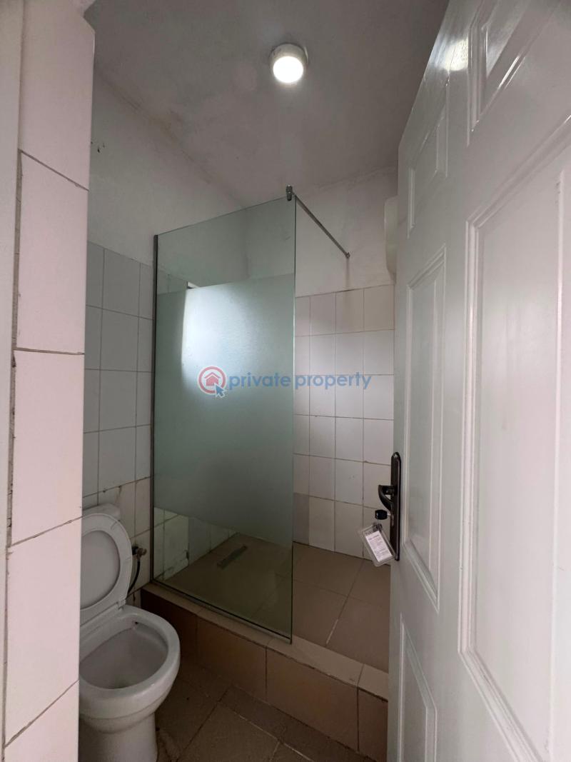 3 bedroom Block Of Flats For Rent Utako Abuja Phase 2  - 8