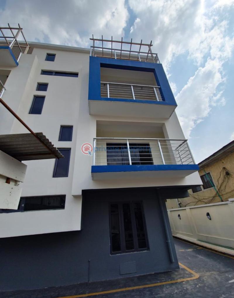 3 bedroom Block Of Flats For Sale Opebi Ikeja Lagos - 1