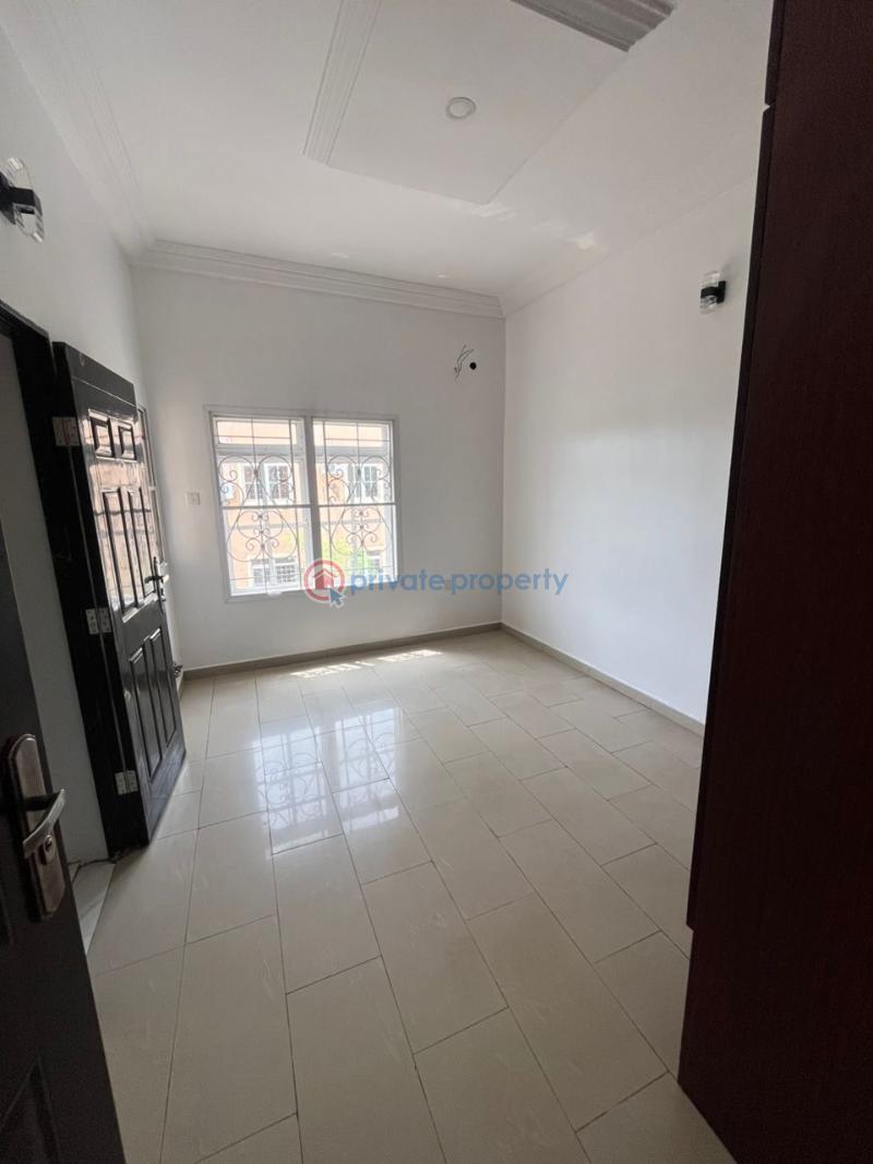3 bedroom Block Of Flats For Rent Golden Spring Estate Galadimawa Abuja Phase 3  - 5