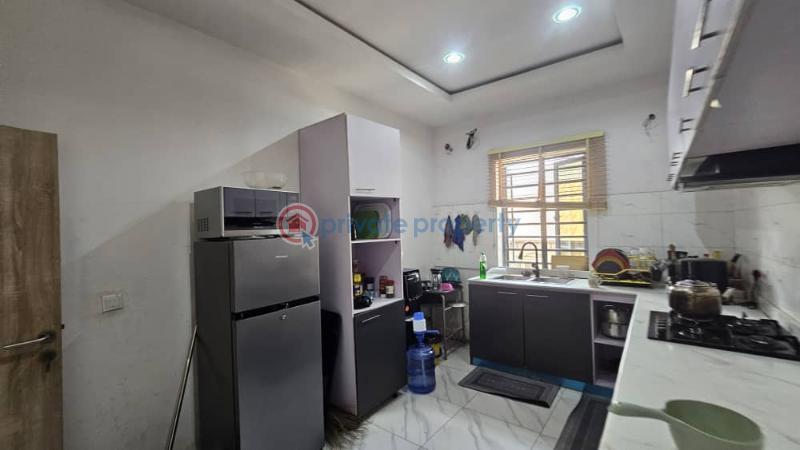 3 bedroom Block Of Flats For Sale Soluyi Gbagada Lagos - 4