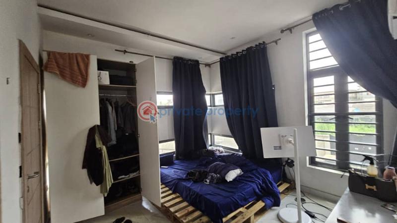 3 bedroom Block Of Flats For Sale Soluyi Gbagada Lagos - 8