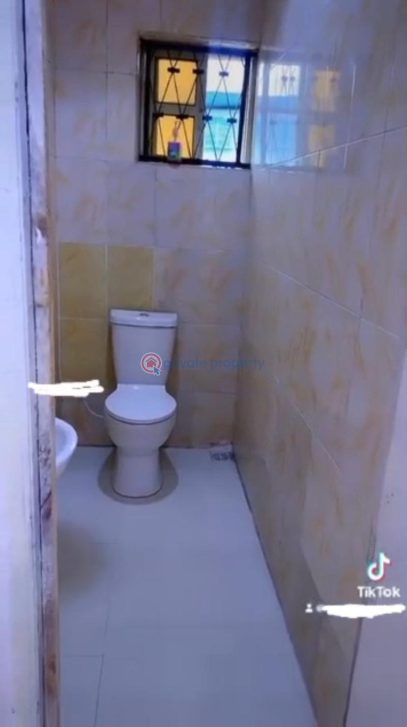 3 bedroom Flat & Apartment For Rent Off Bode Thomas Surulere Lagos - 8