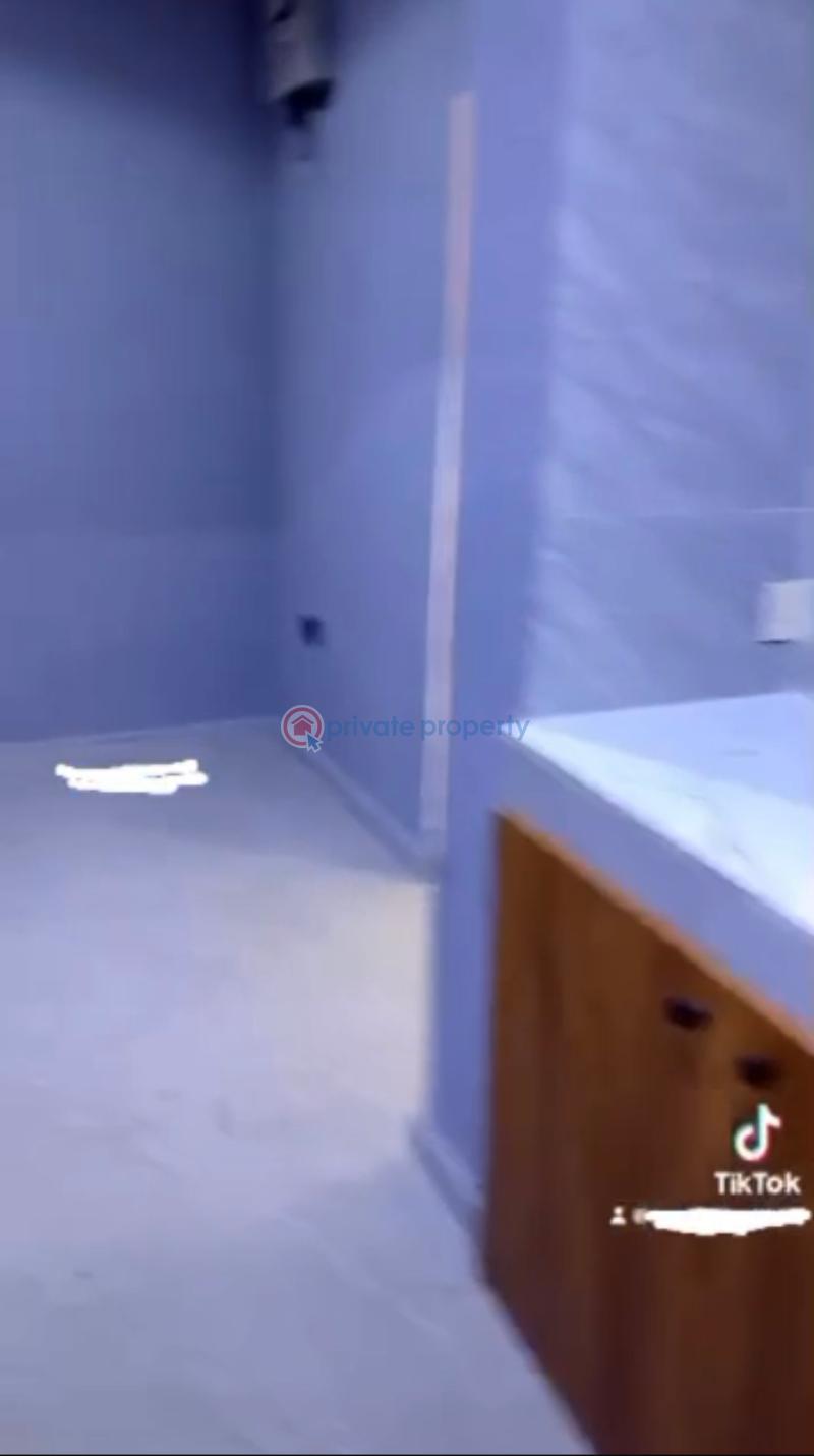 3 bedroom Flat & Apartment For Rent Off Bode Thomas Surulere Lagos - 2