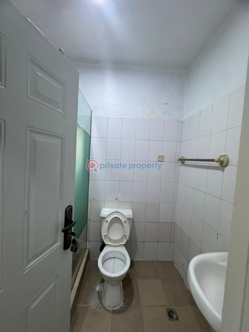 3 bedroom Block Of Flats For Rent Utako Abuja Phase 2  - 6