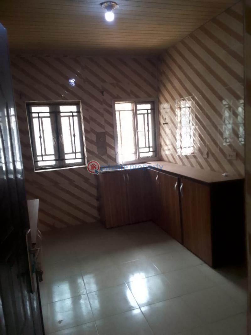 3 bedroom Block Of Flats For Rent Ikereku Laderin. Oke Mosan Abeokuta Ogun - 2