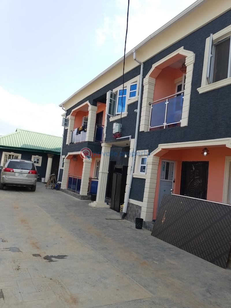 3 bedroom Block Of Flats For Rent Olowotedo Berger Ojodu Lagos - 2
