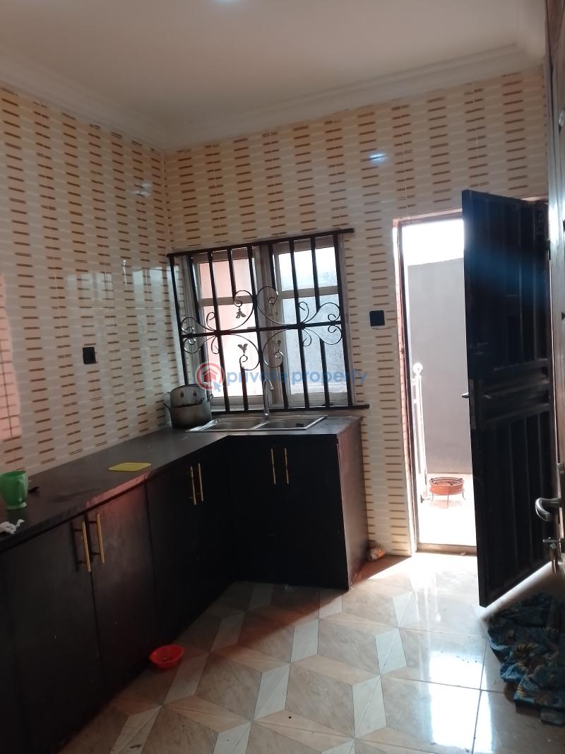 3 bedroom Block Of Flats For Rent Olowotedo Berger Ojodu Lagos - 8