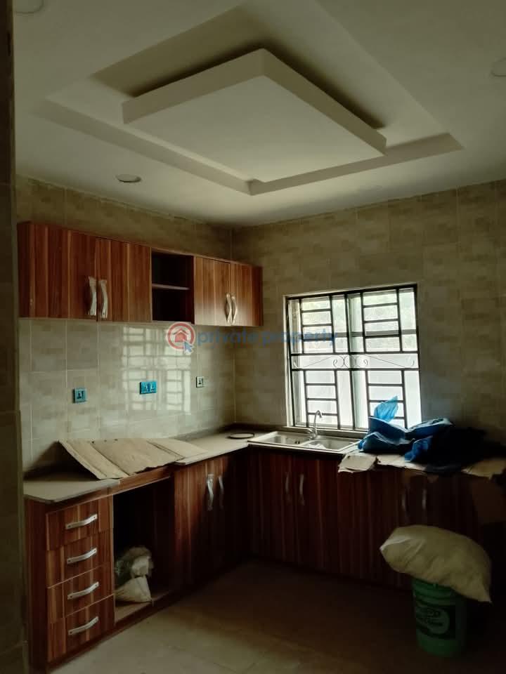 3 bedroom Block Of Flats For Rent Pakuro Off Berger Berger Ojodu Lagos - 3